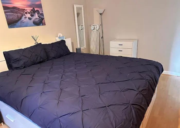 Letzi - Modern 2 Bedroom Apartment Near Heathrow